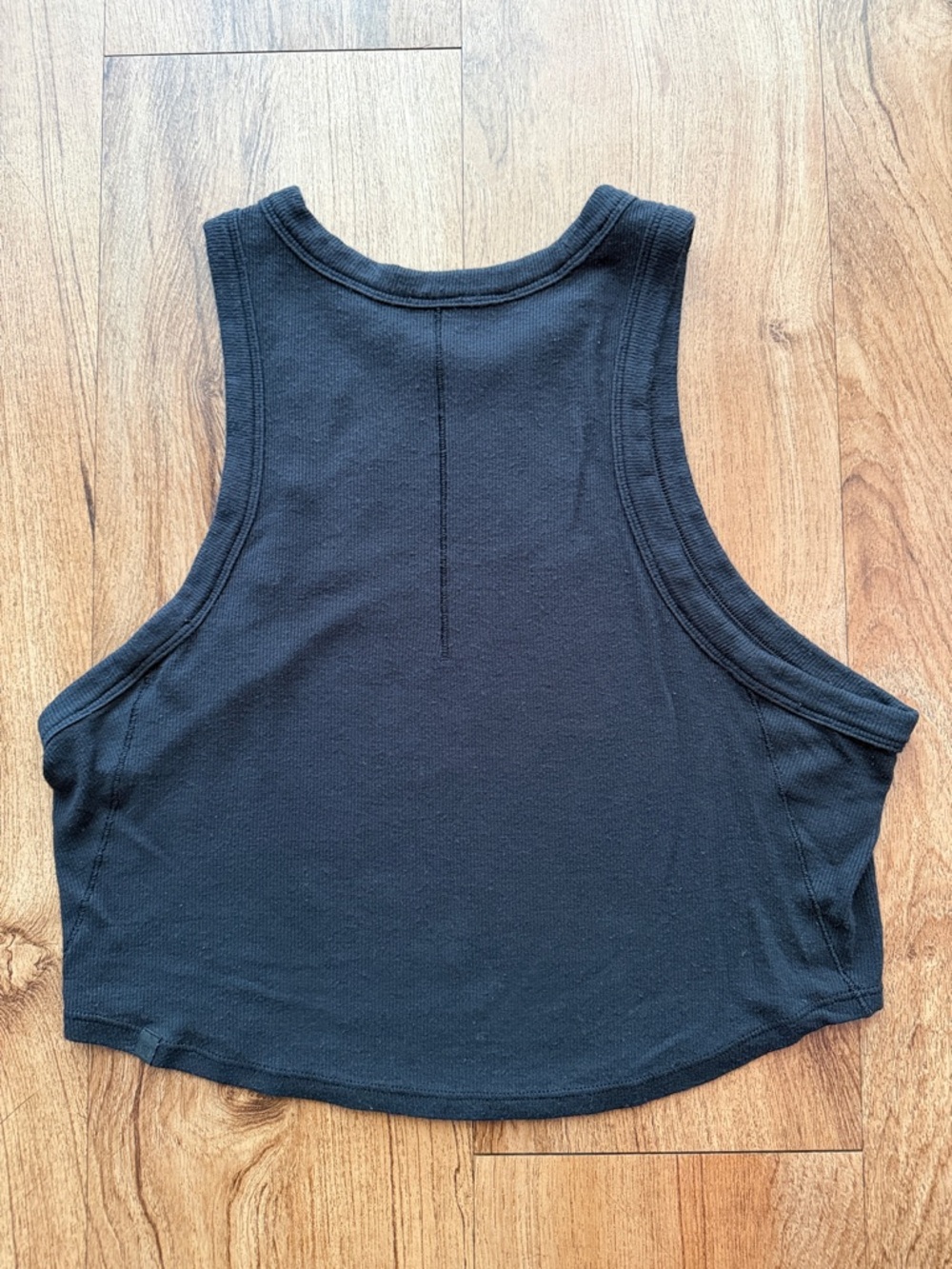 PAIR Lululemon Hold Tight Cropped Tanks - Picture 7 of 11